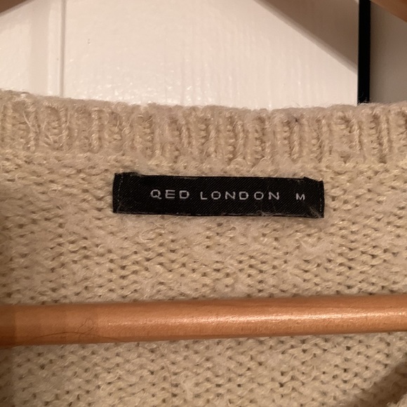 QED London Beige Long sleeved sweater - Picture 3 of 8
